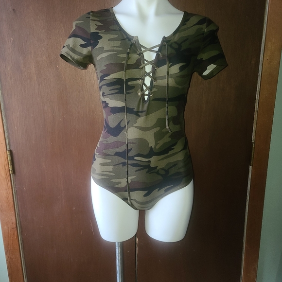 Camouflage Camo bodysuit t-shirt - Picture 1 of 6
